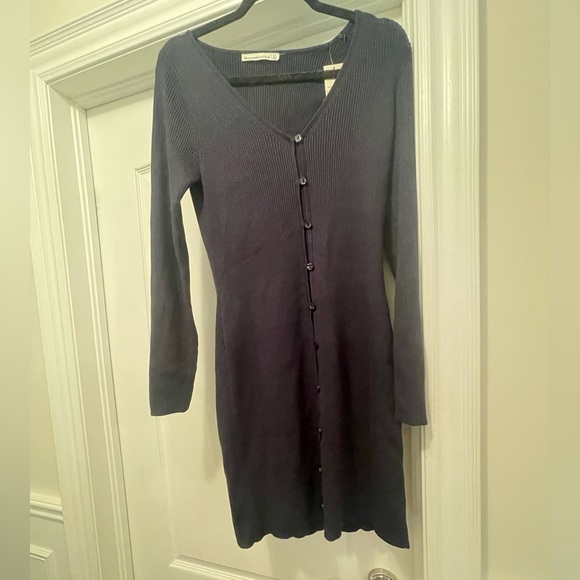 Abercrombie & Fitch Long-Sleeve Deep-V Mini Sweater Dress - Tall Length - Picture 4 of 5